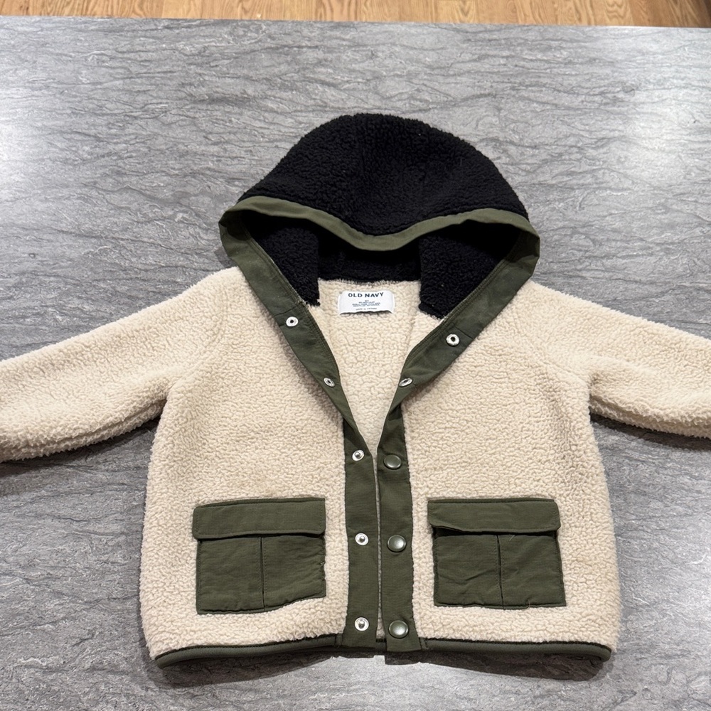 Old Navy Cream and Black Sherpa Jacket